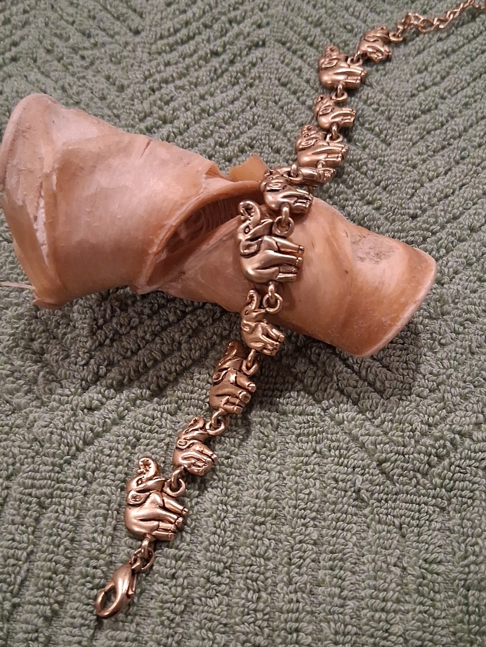 Gold Elephant Charm Link Bracelet for Women READ
